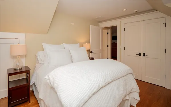 $8,000 | 58 Ridge Road, Newport, RI 02840