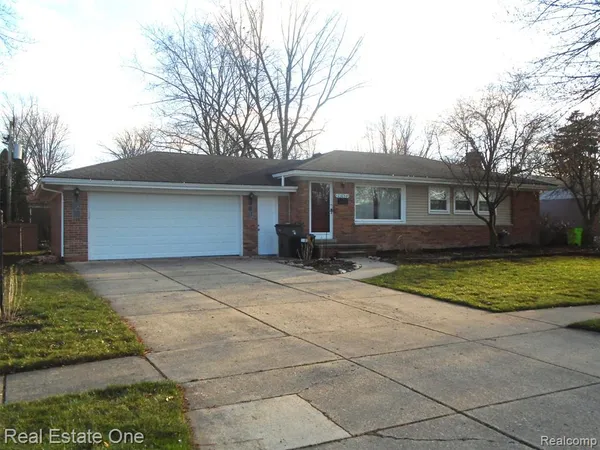 $1,850 | 23654 Whitley Drive, Clinton Township, MI 48035