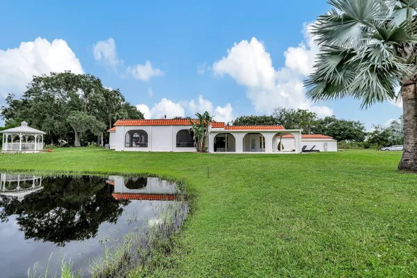 $2,898,000 | 9999 Northeast 120th Street, Okeechobee, FL 34972