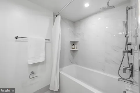 $974,900 | 4550 North Park Avenue, Unit 807, Chevy Chase, MD 20815