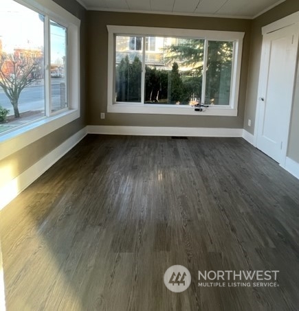 112 4th Avenue Southwest Puyallup, WA 98371 - Photo 14 of 37