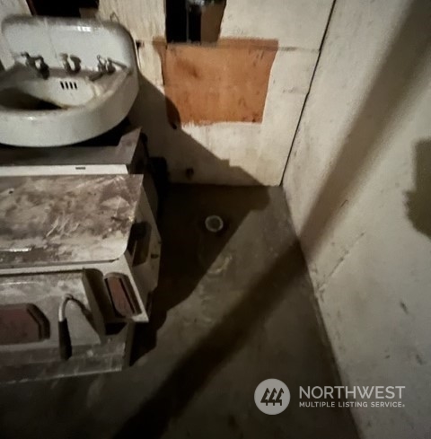112 4th Avenue Southwest Puyallup, WA 98371 - Photo 29 of 37