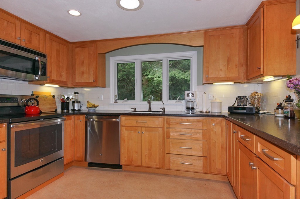 9 Pine Hill Road Maynard, MA 01754 - Photo 14 of 26 Gallery Image 14