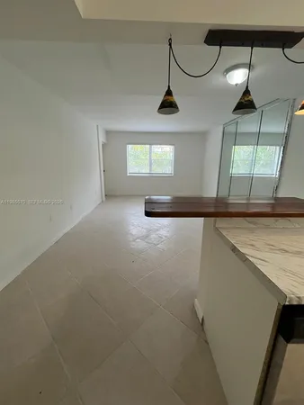 a view of empty room with window