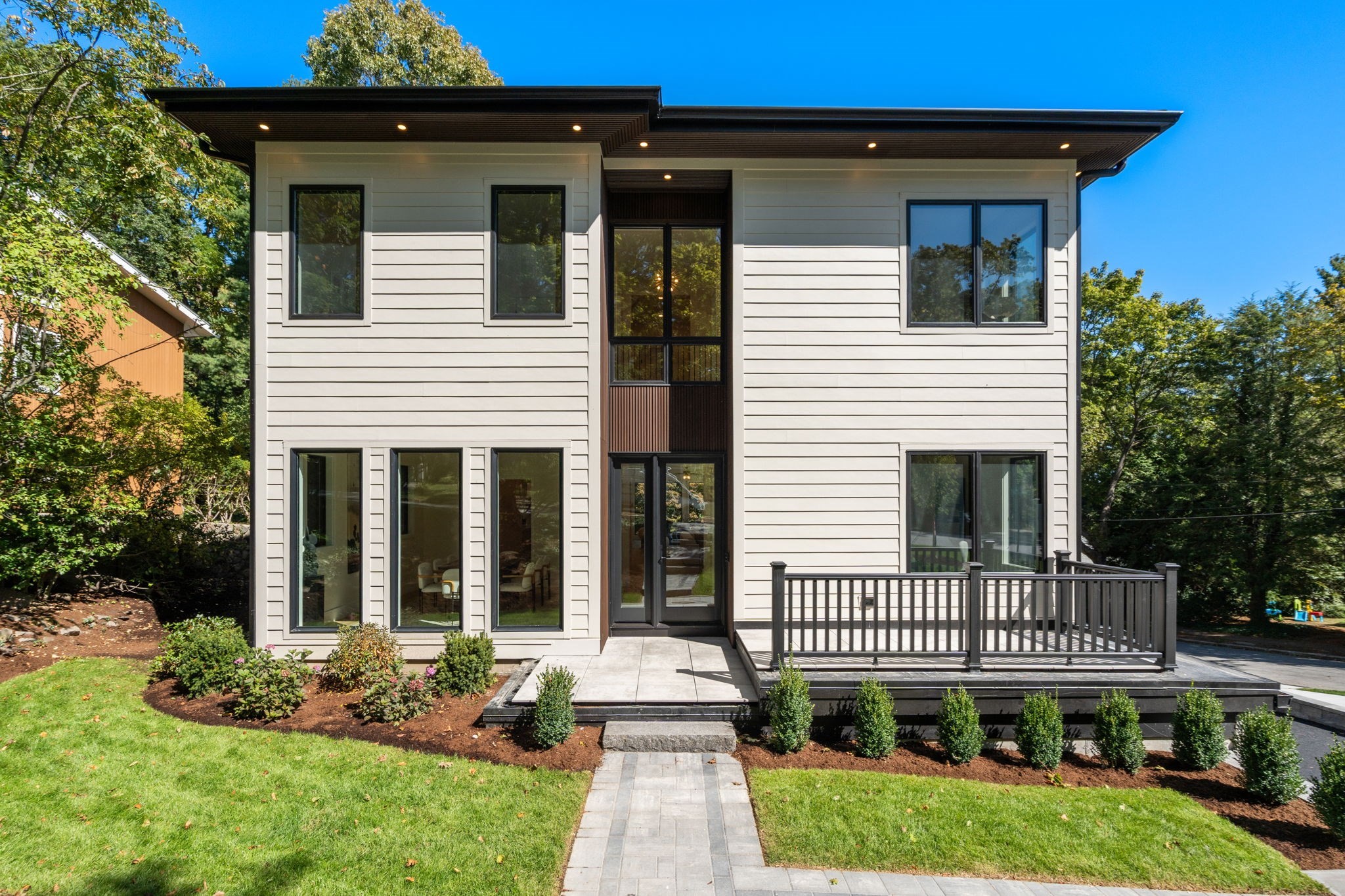 30 Dorr Road Newton, MA 02458 - Photo 2 of 36 Gallery Image 2