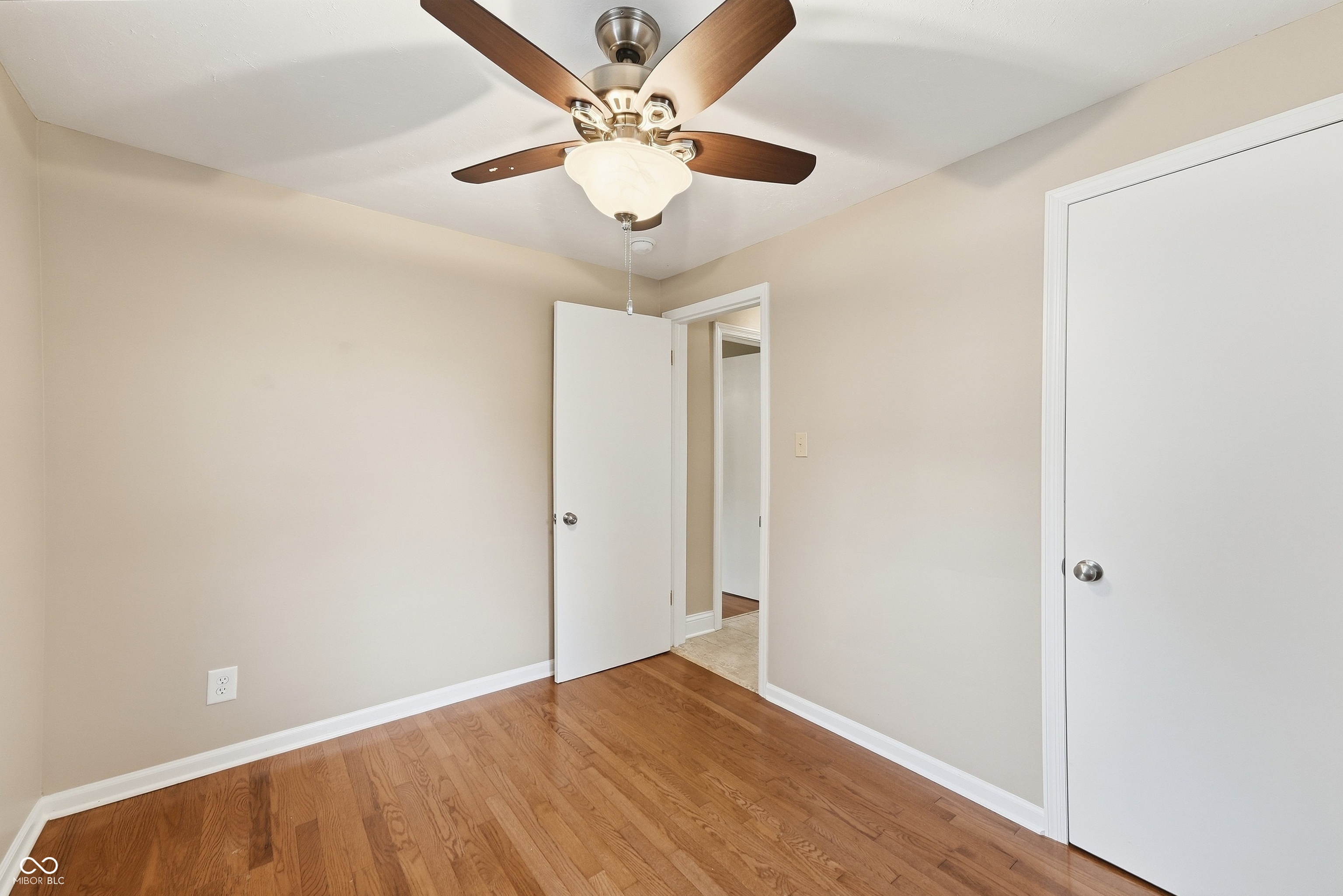 1219 Nicholas Road Indianapolis, IN 46220 - Photo 20 of 37 Gallery Image 20
