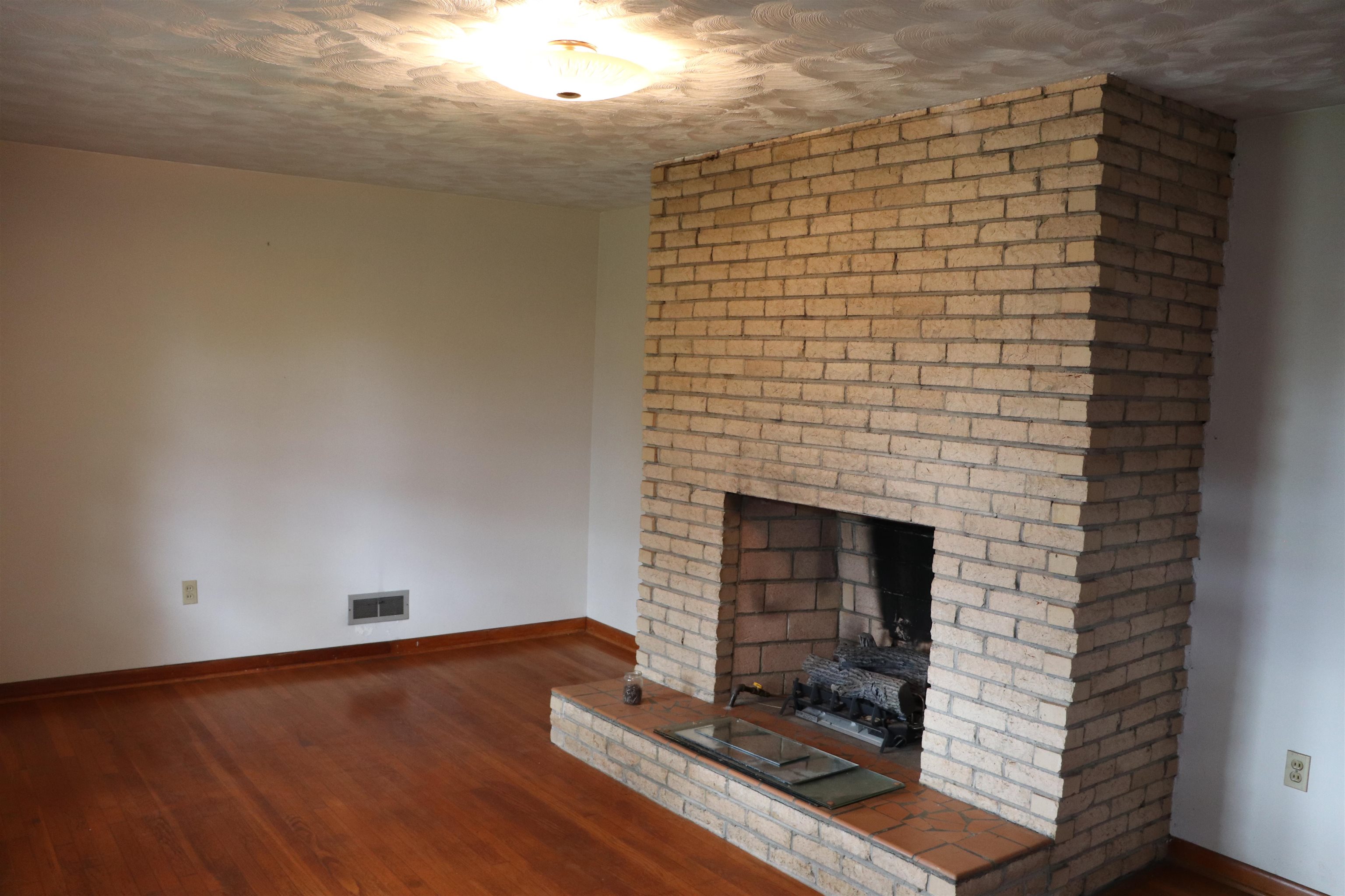 826 Rice Road Spartanburg, SC 29303 - Photo 7 of 35 Gallery Image 7