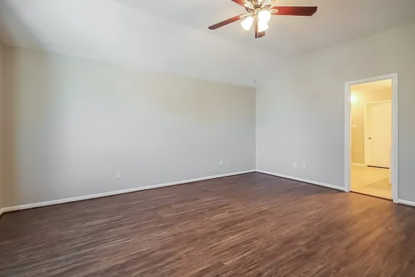 $2,249 | 19719 Morning Glory Terrace Court, Cypress, TX 77433