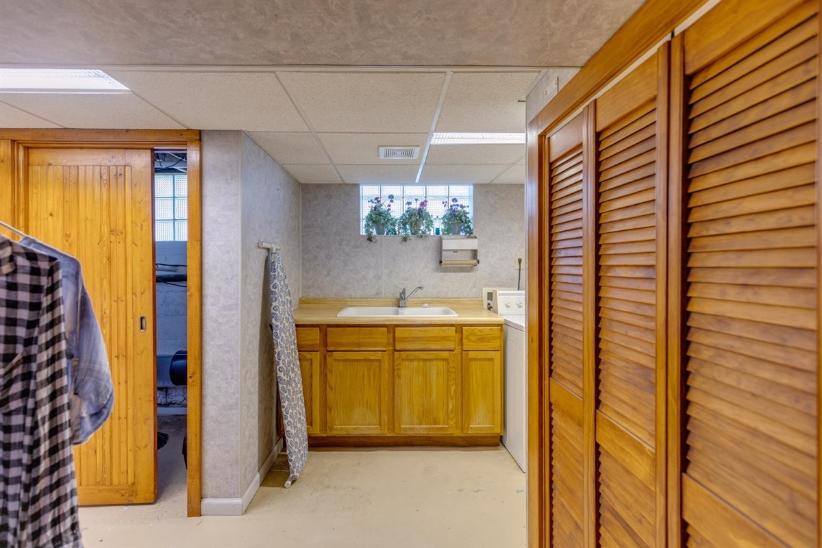 329 West Main Street Rochester, IL 62563 - Photo 8 of 36