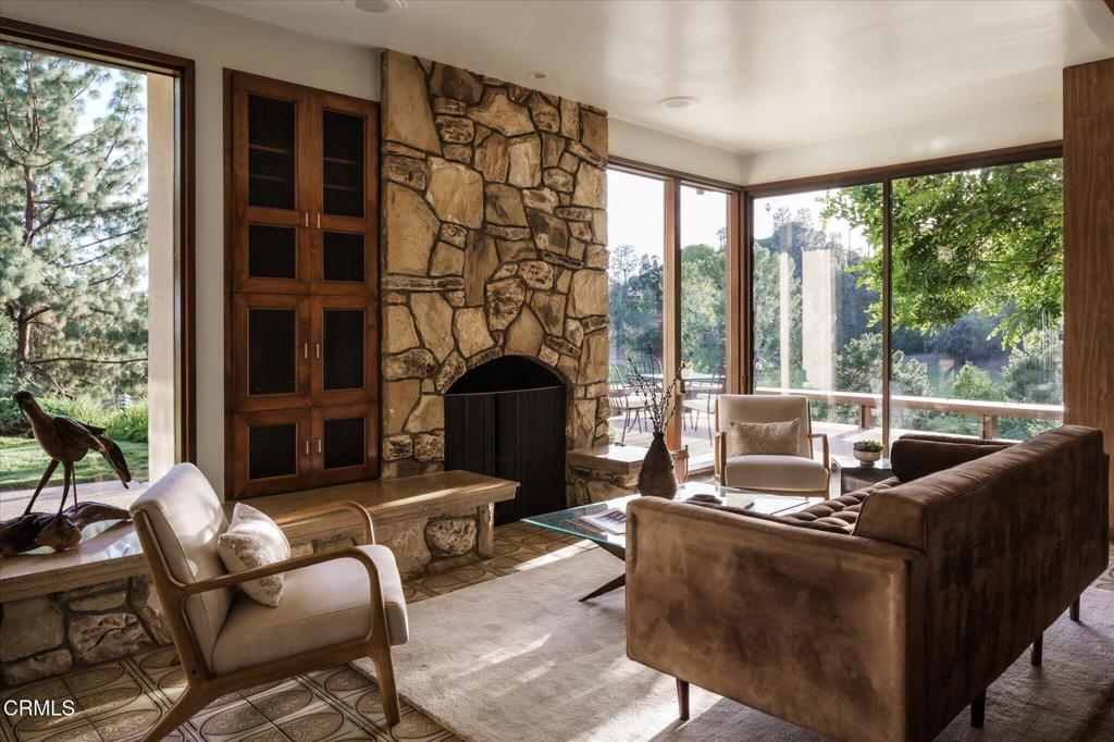 1279 Chateau Road Pasadena, CA 91105 - Photo 17 of 66 30-1279_Chateau_Rd-44