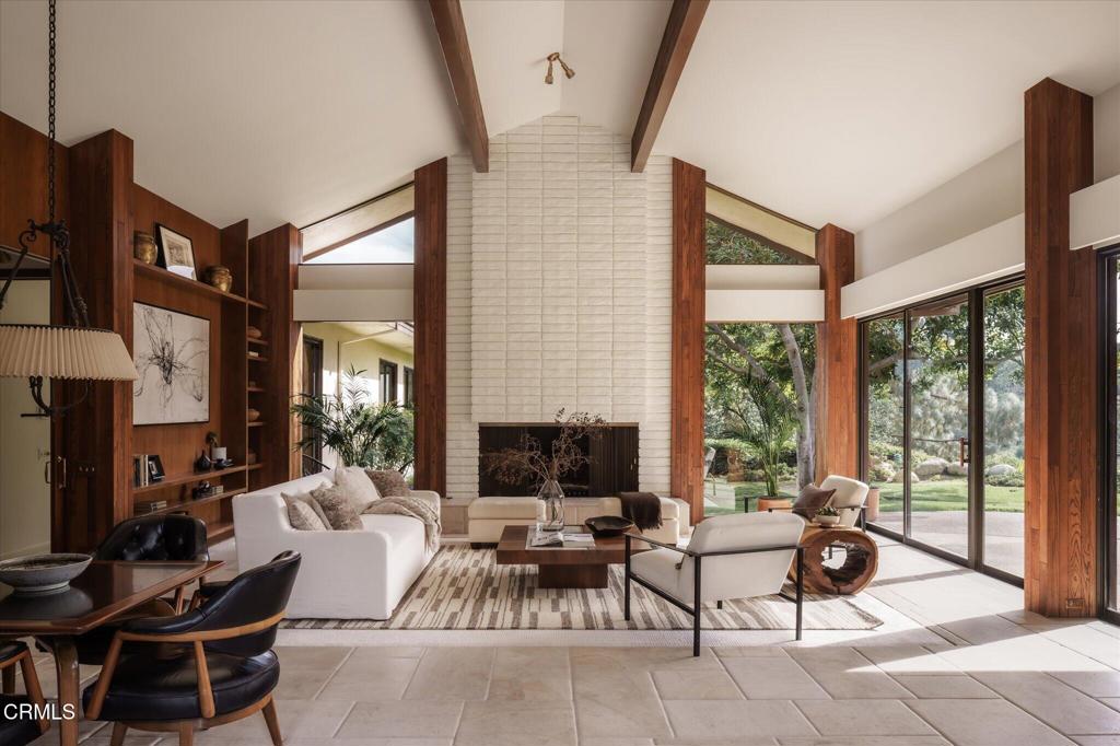 1279 Chateau Road Pasadena, CA 91105 - Photo 5 of 66 17a-1279_Chateau_Rd-19
