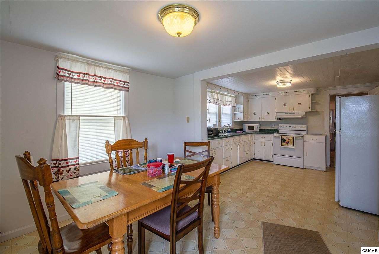 39693975 Wears Valley Road Sevierville, TN 37863 - Photo 7 of 14
