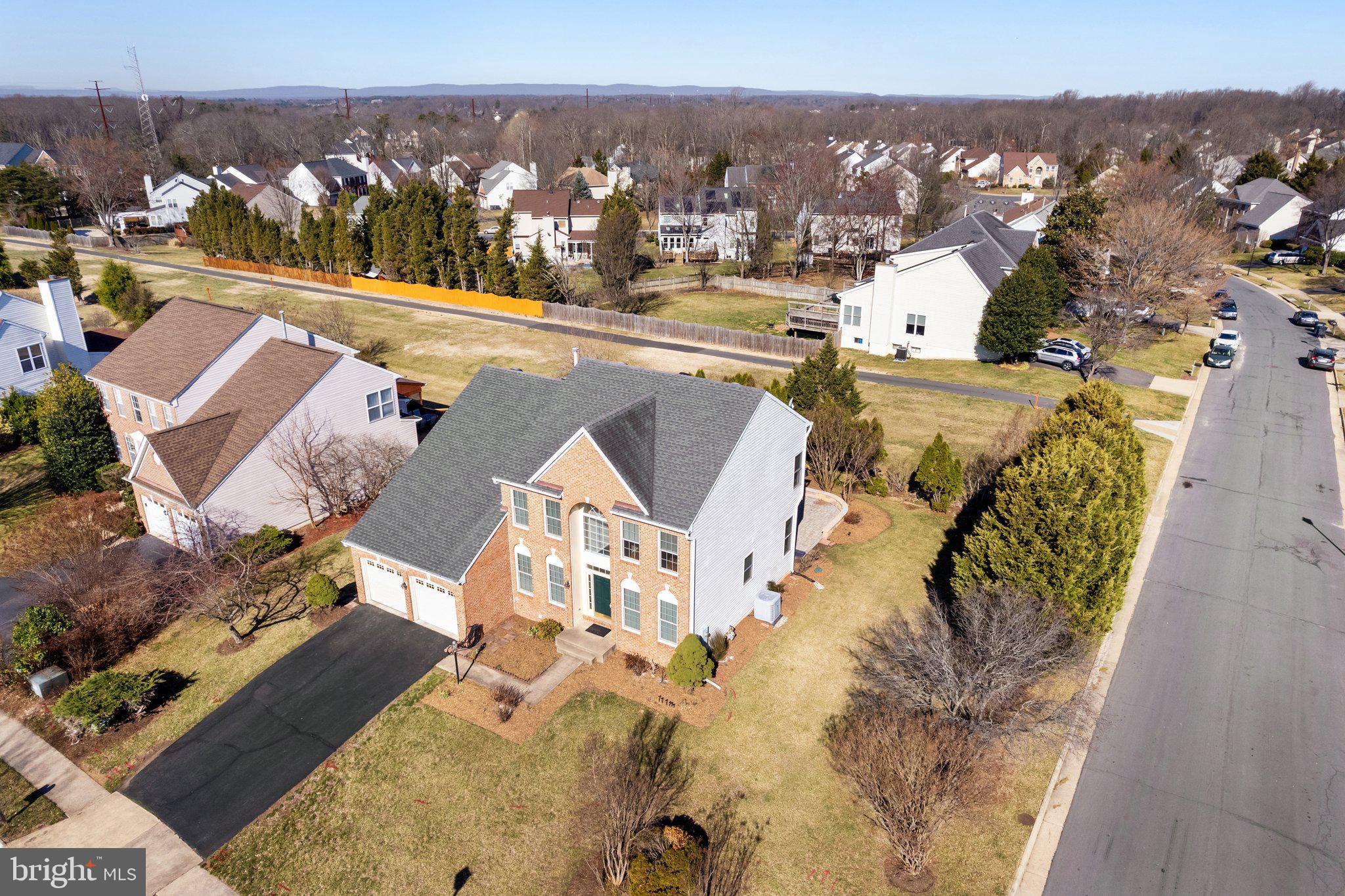 6422 Muster Court Centreville, VA 20121 - Photo 6 of 69 Gallery Image 6