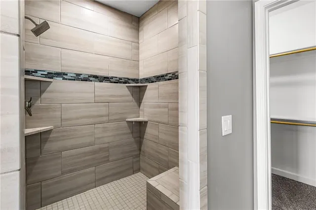 $817,500 | 37655 Osawatomie Road, Osawatomie, KS 66064