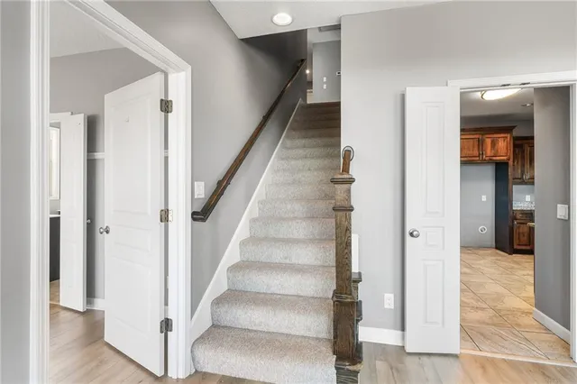 $817,500 | 37655 Osawatomie Road, Osawatomie, KS 66064