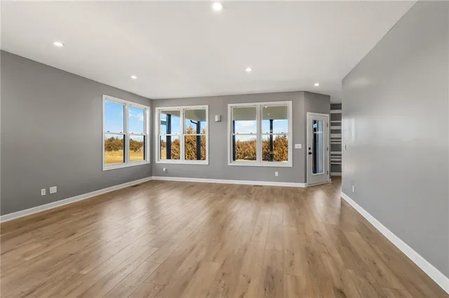 $817,500 | 37655 Osawatomie Road, Osawatomie, KS 66064