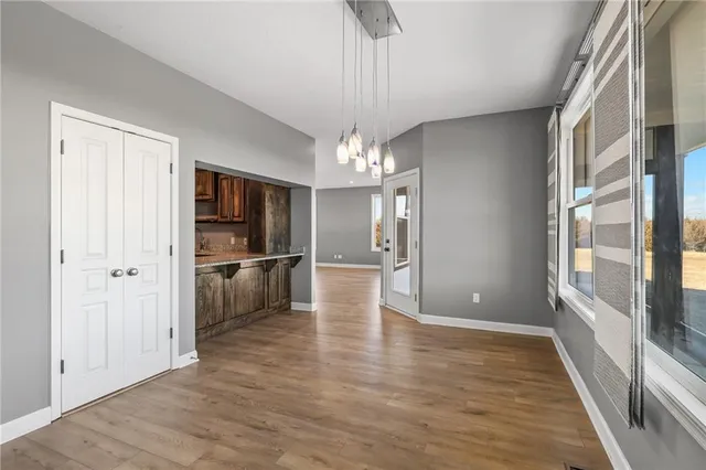 $817,500 | 37655 Osawatomie Road, Osawatomie, KS 66064