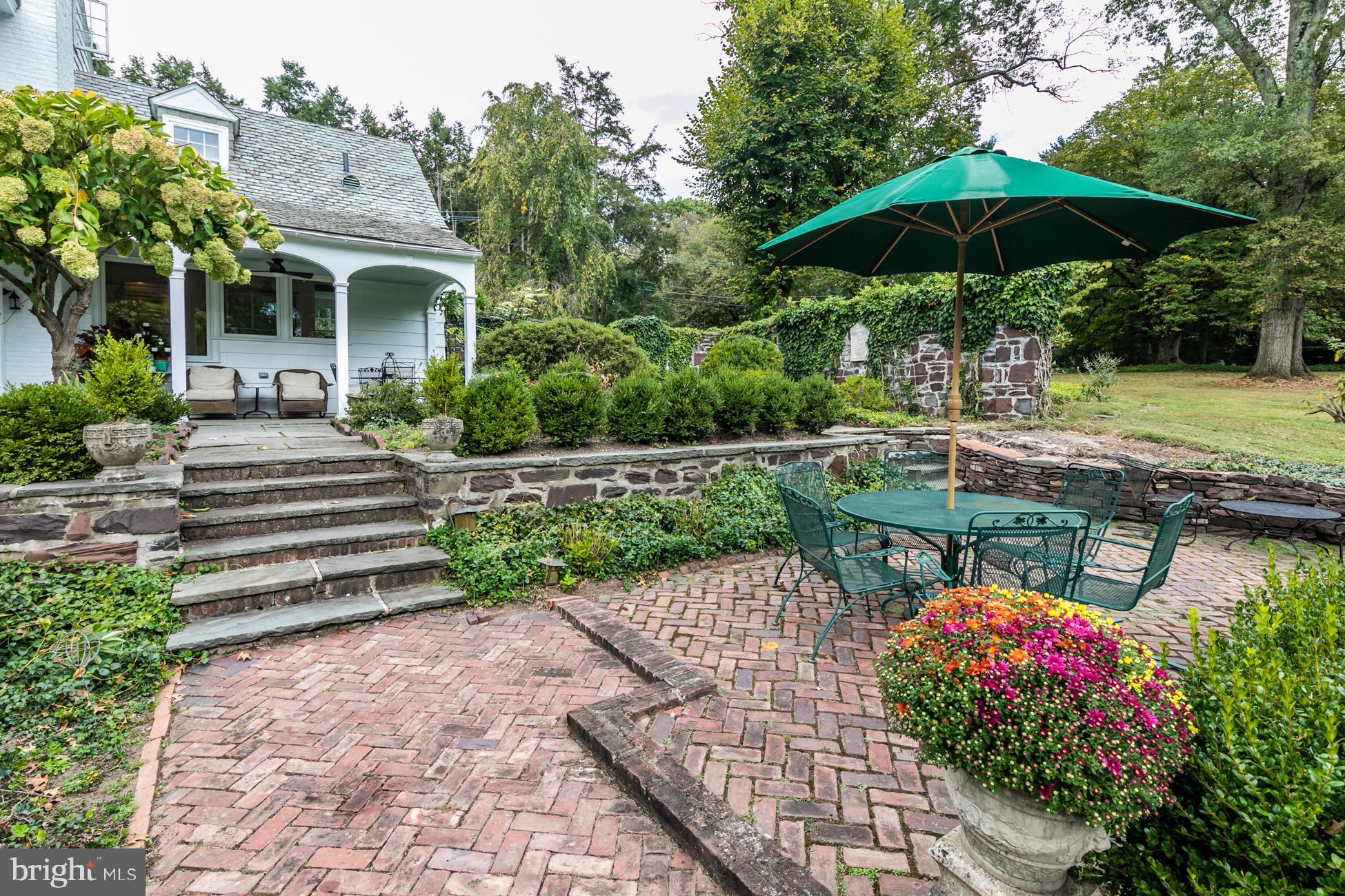 56 Edgerstoune Road Princeton, NJ 08540 - Photo 3 of 42