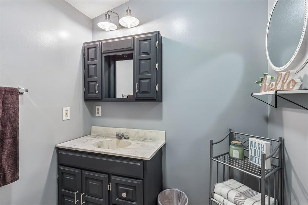 2920 Mercer Road New Castle, PA 16105 - Photo 20 of 32