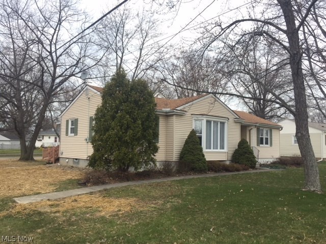 548 Hilliard Road Elyria, OH 44035 - Photo 2 of 34 Gallery Image 2