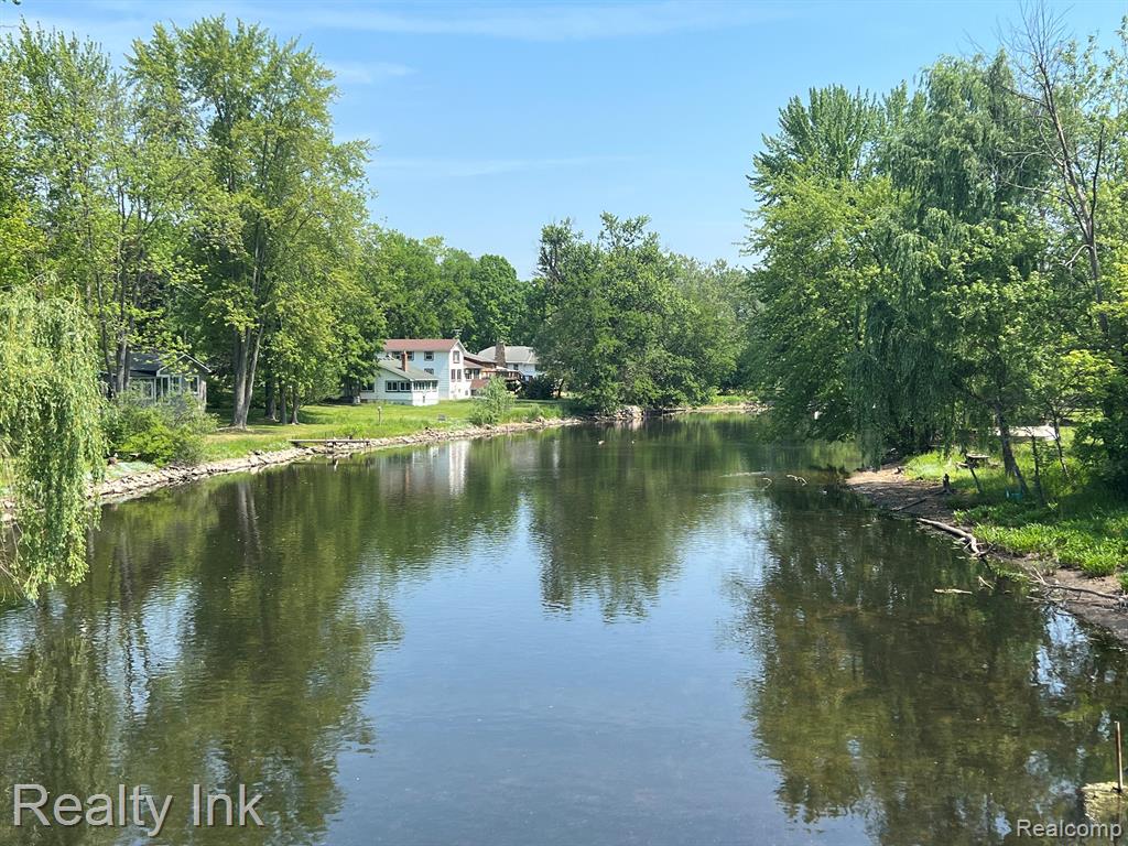 Vl Riverside Drive Brighton, MI 48116 - Photo 12 of 13