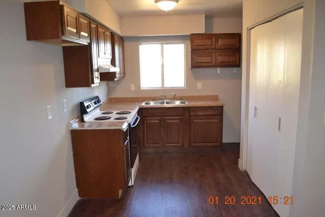 $1,095 | 111 South Outpost Road, Unit 4, Apache Junction, AZ 85119