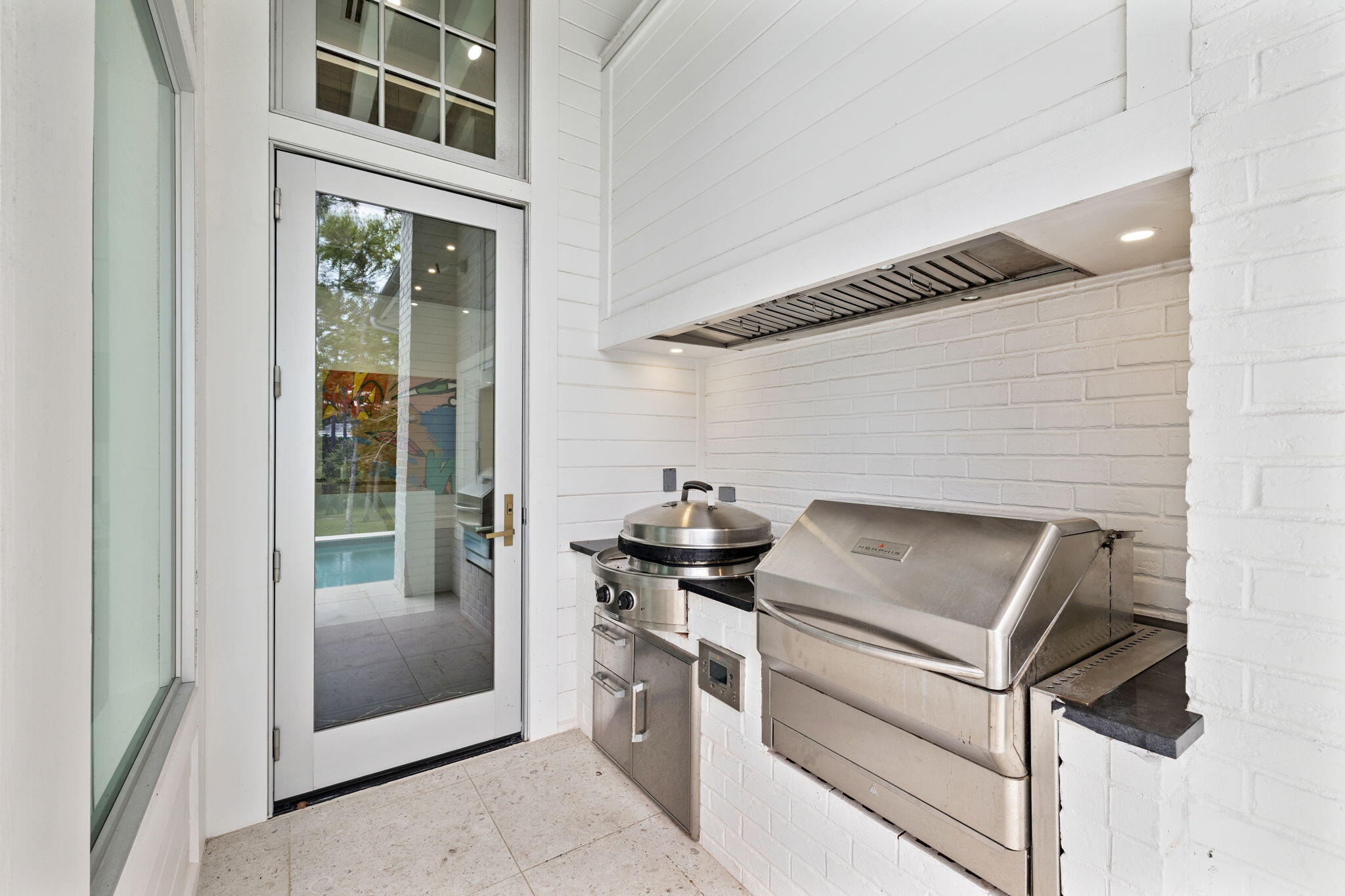 15 Parish Santa Rosa Beach, FL 32459 - Photo 112 of 122 a kitchen with stainless steel appliances granite countertop a stove and a refrigerator