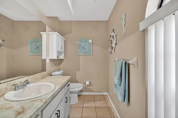 $3,500 | 6180 30th Court South, St. Petersburg, FL 33712