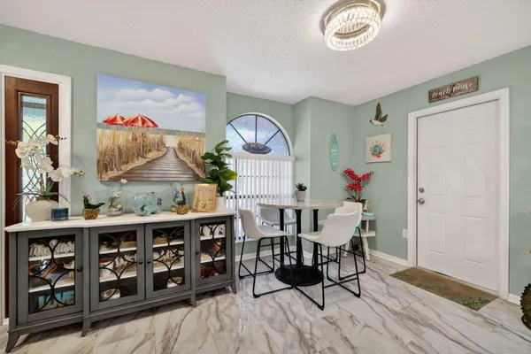 $3,500 | 6180 30th Court South, St. Petersburg, FL 33712