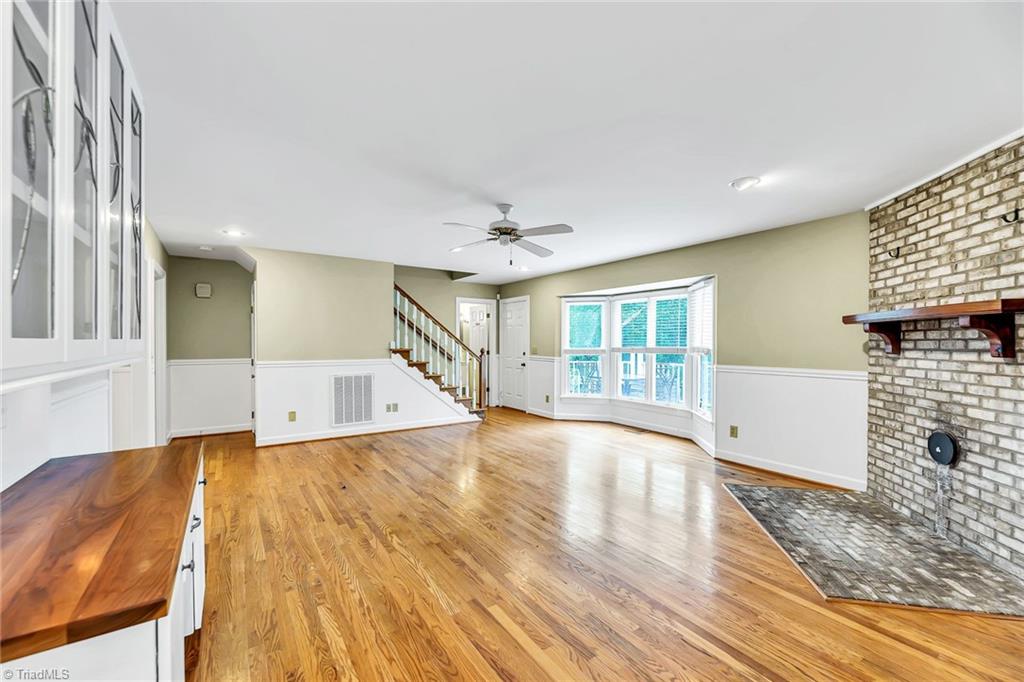5706 Foxbury Drive Oak Ridge, NC 27310 - Photo 8 of 40