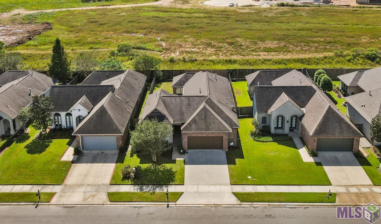 House is situated in the back of the pretty Neighborhood! No neighbors behind!