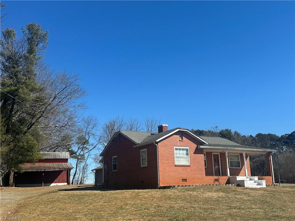 4704 Austin Traphill Road Elkin, NC 28621 - Photo 1 of 24 Gallery Image 1