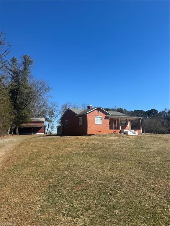 4704 Austin Traphill Road Elkin, NC 28621 - Photo 2 of 24 Gallery Image 2