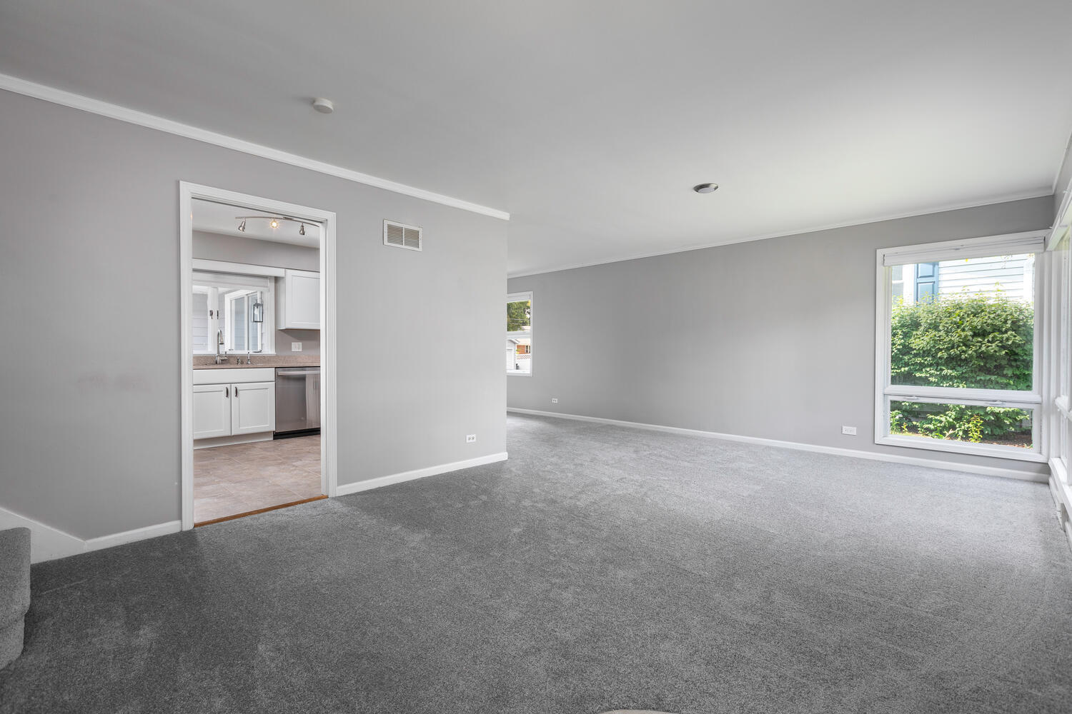 625 Wellner Road Naperville, IL 60540 - Photo 13 of 27