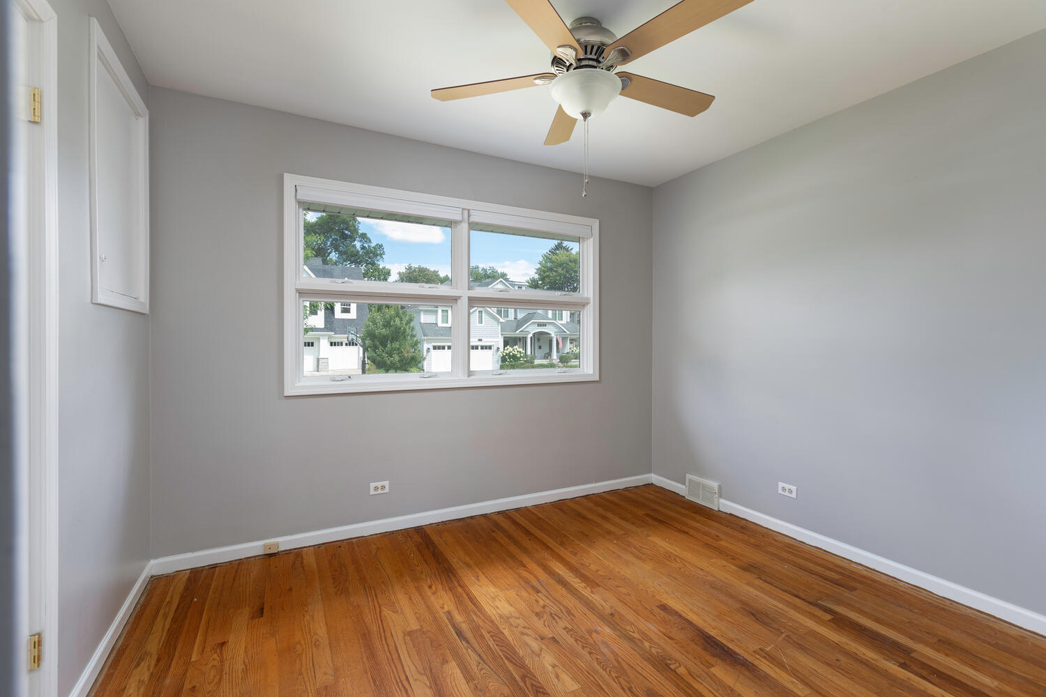 625 Wellner Road Naperville, IL 60540 - Photo 14 of 27