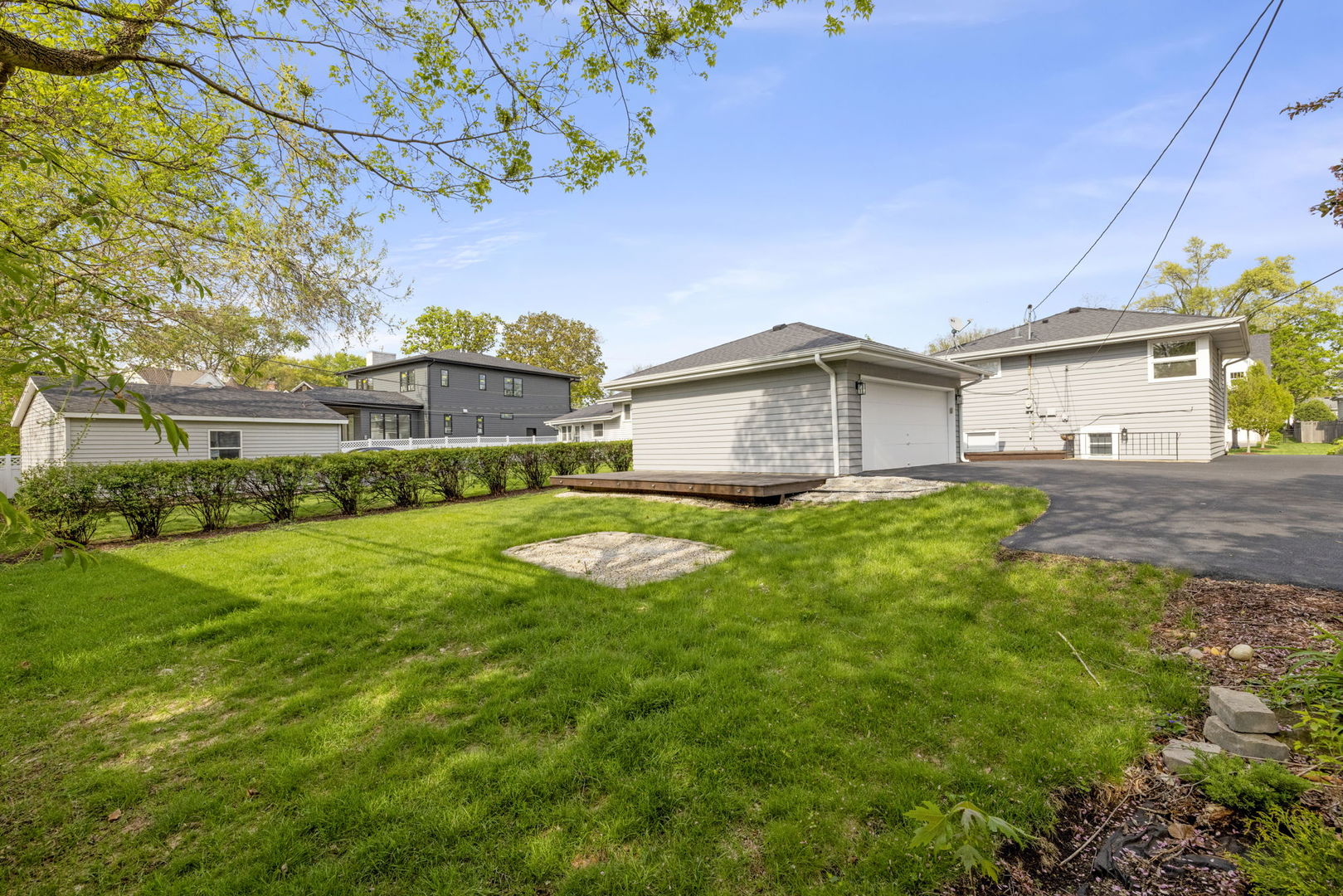 625 Wellner Road Naperville, IL 60540 - Photo 3 of 27