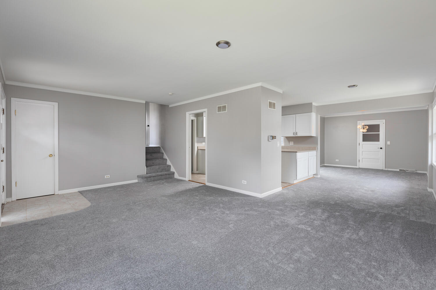625 Wellner Road Naperville, IL 60540 - Photo 9 of 27