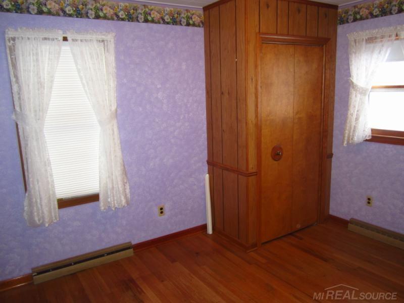 3606 Lakeshore Road Lexington, MI 48450 - Photo 8 of 16 Gallery Image 8