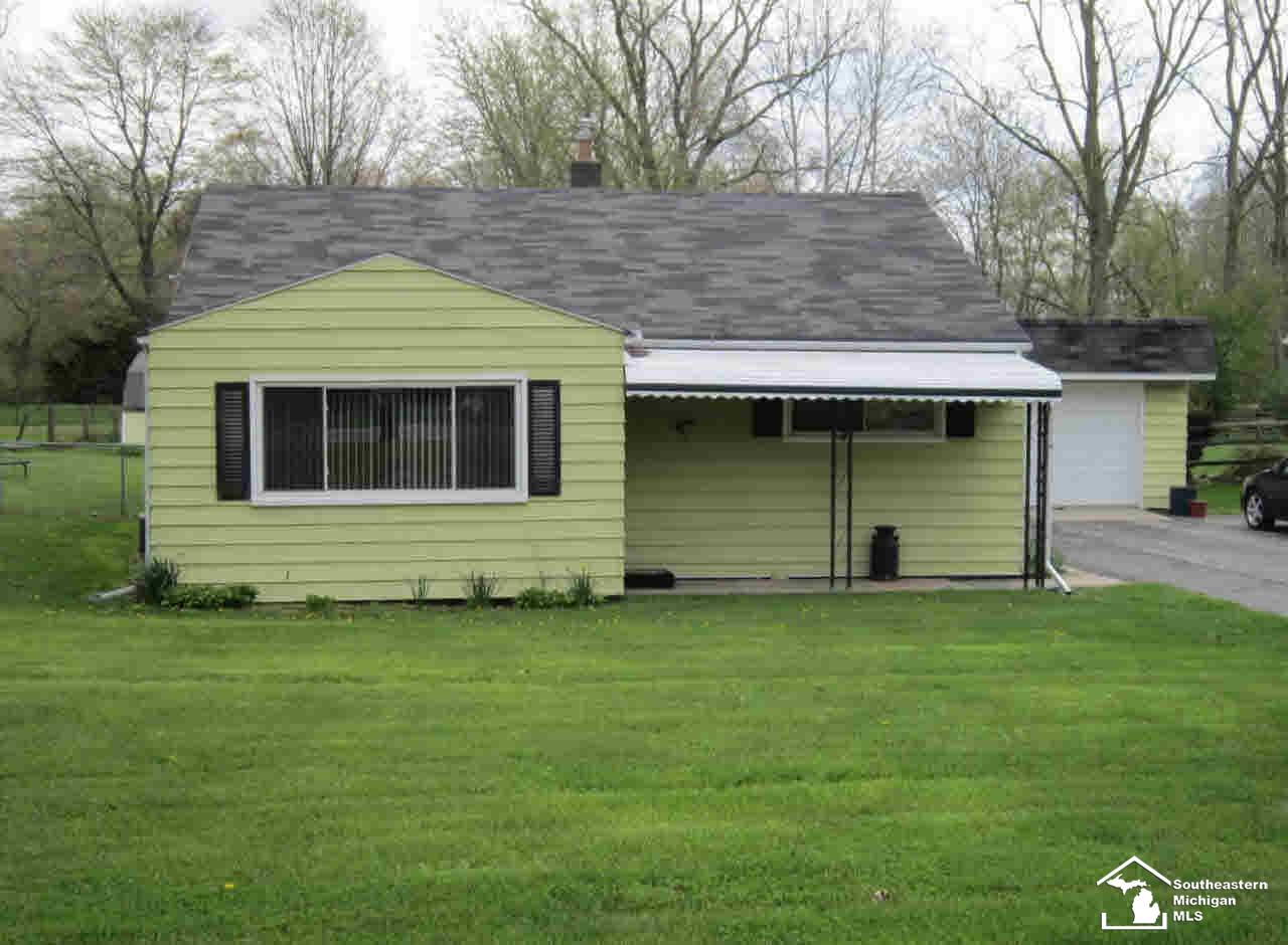 9770 Summerfield Road Temperance, MI 48182 - Photo 1 of 20 21142637.JPG