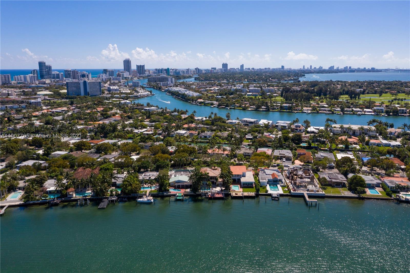 1385 North Biscayne Point Road Miami Beach, FL 33141 - Photo 43 of 68 a view of a city