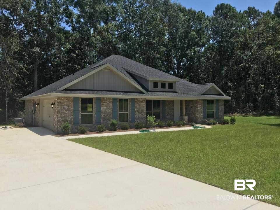 16868 Tyson Drive Foley, AL 36535 - Photo 1 of 2 side entry garage