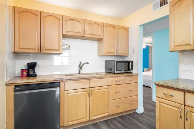 $315,000 | 3370 Ocean Shore Boulevard, Unit 203B, Ormond Beach, FL 32176