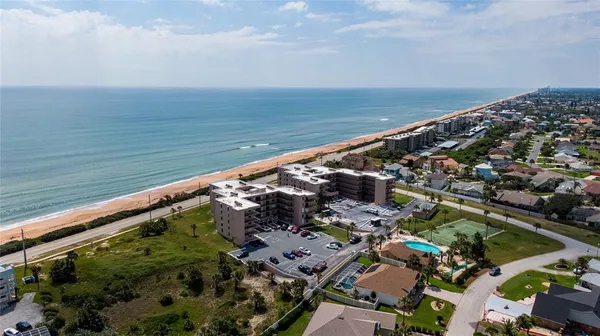 $299,999 | 3370 Ocean Shore Boulevard, Unit 203B, Ormond Beach, FL 32176