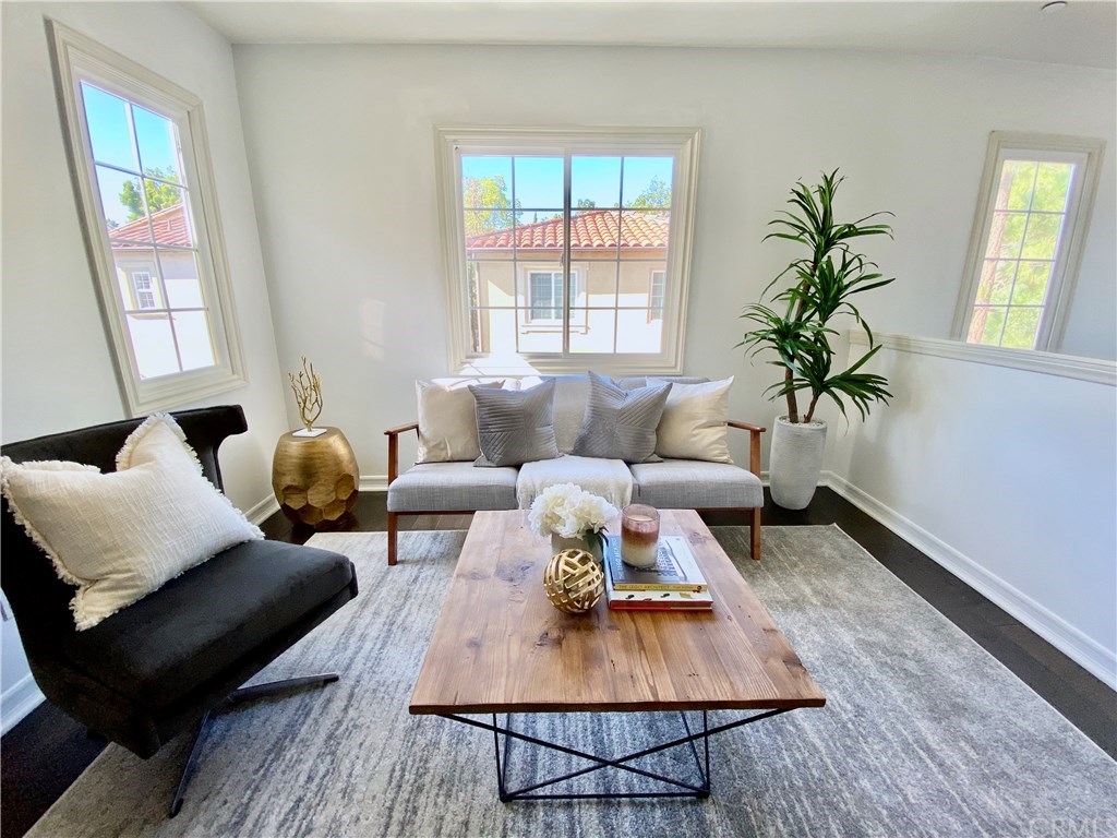 60 Clouds View Irvine, CA 92603 - Photo 11 of 37