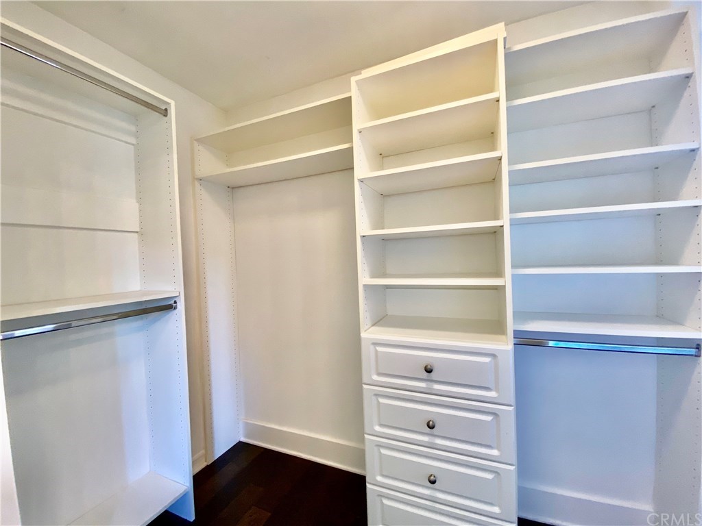 60 Clouds View Irvine, CA 92603 - Photo 19 of 37