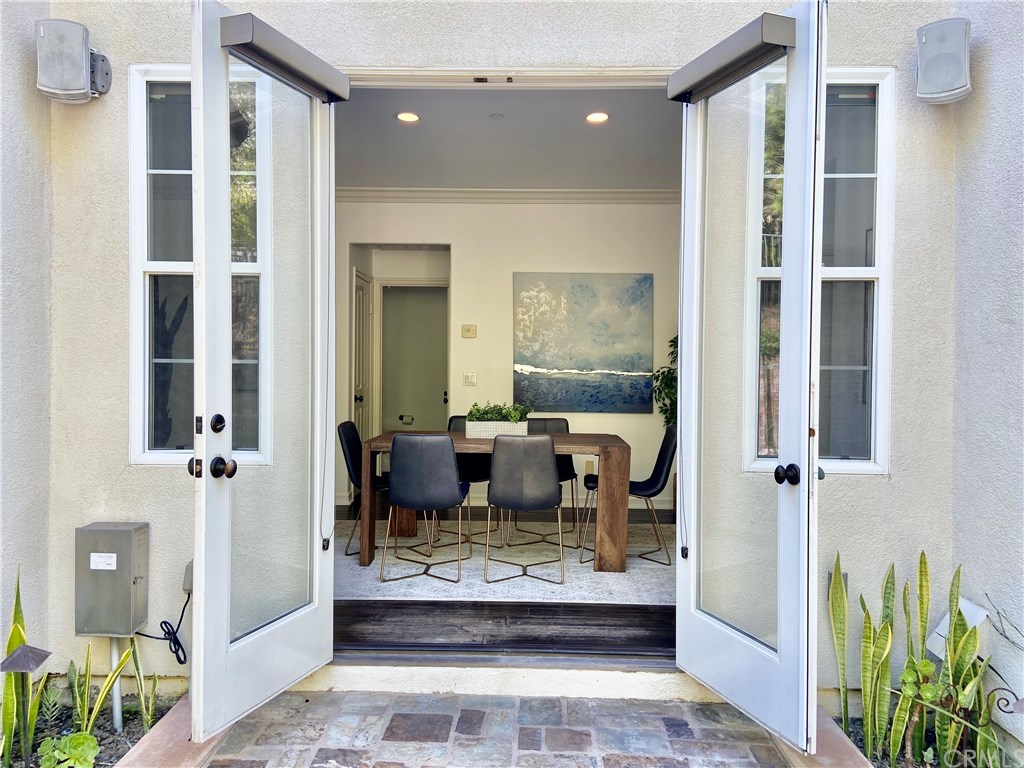 60 Clouds View Irvine, CA 92603 - Photo 8 of 37