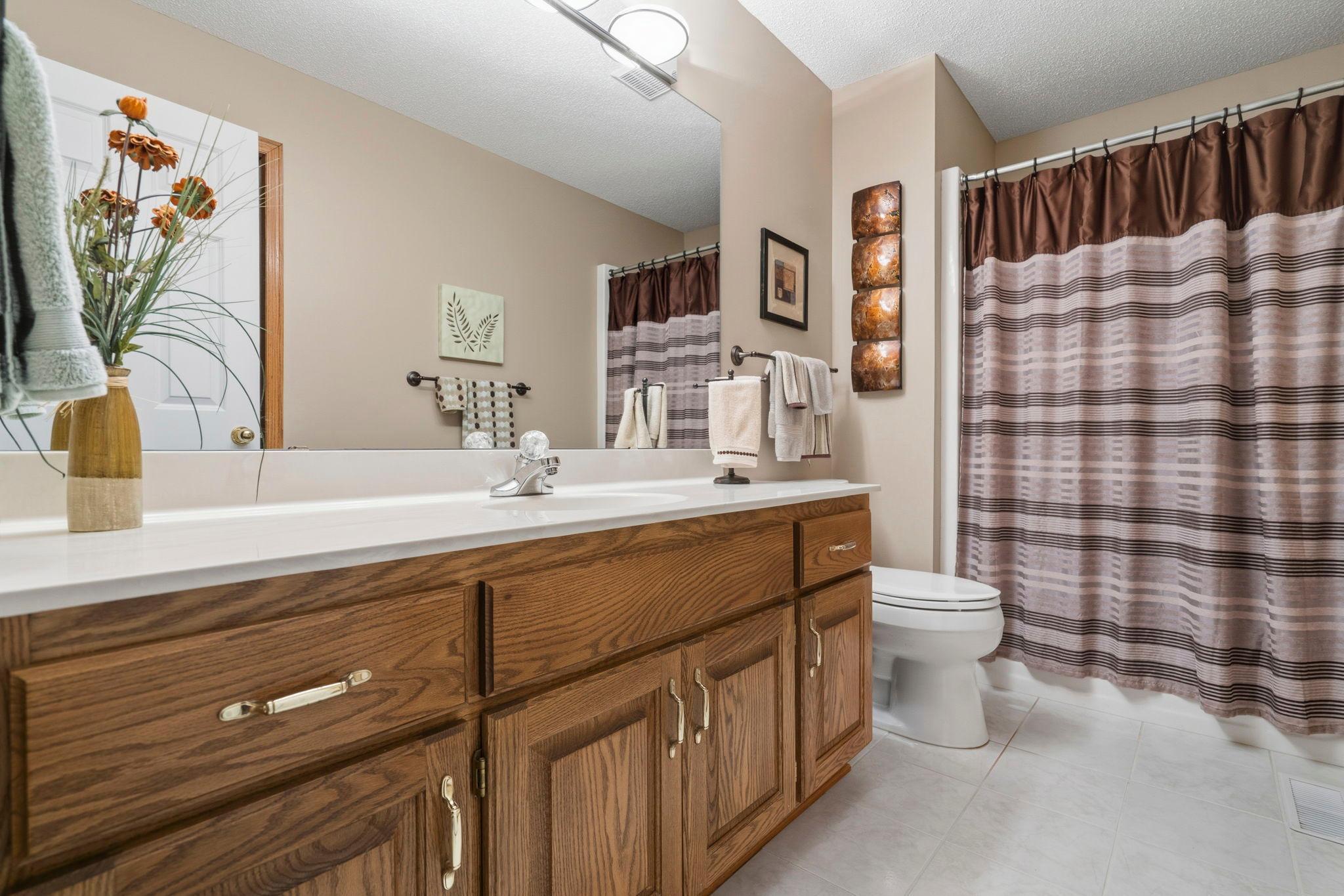 2751 Rivers Bluff Lane Anoka, MN 55303 - Photo 28 of 36