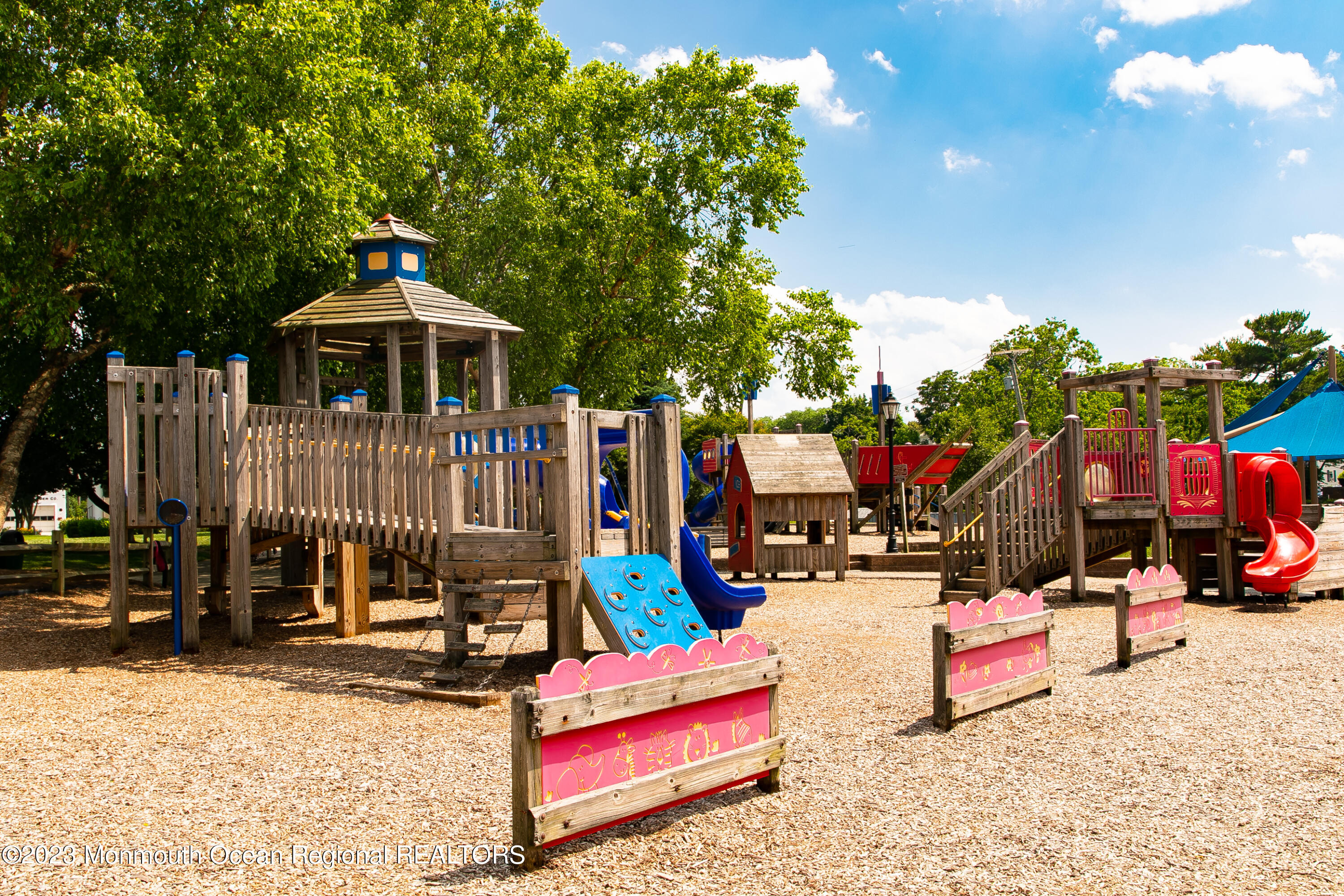 9 Allen Street Rumson, NJ 07760 - Photo 38 of 43 an outdoor space with seating