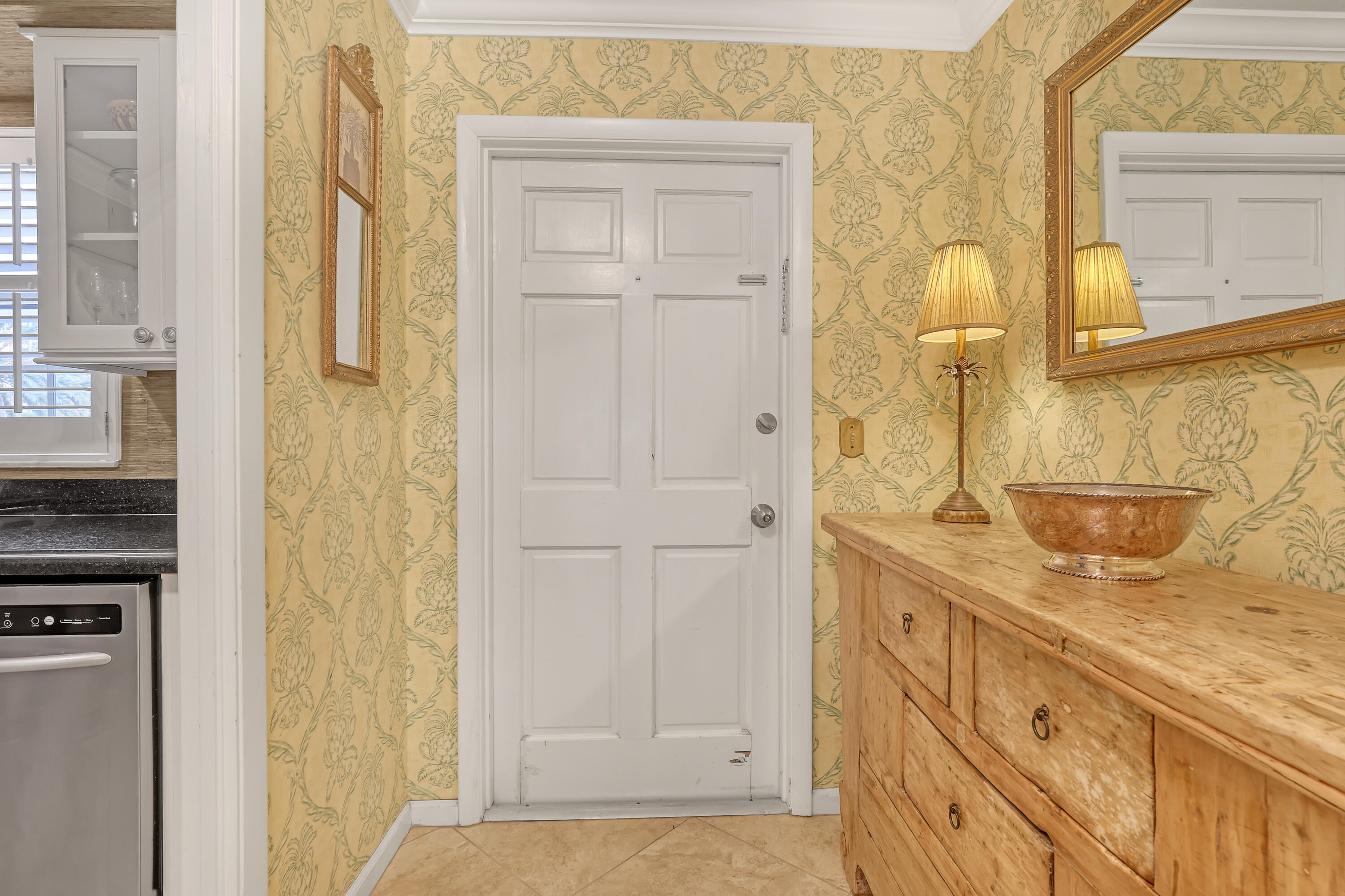1280 Surf Road, Unit 202 Singer Island, FL 33404 - Photo 25 of 31 front Entry door