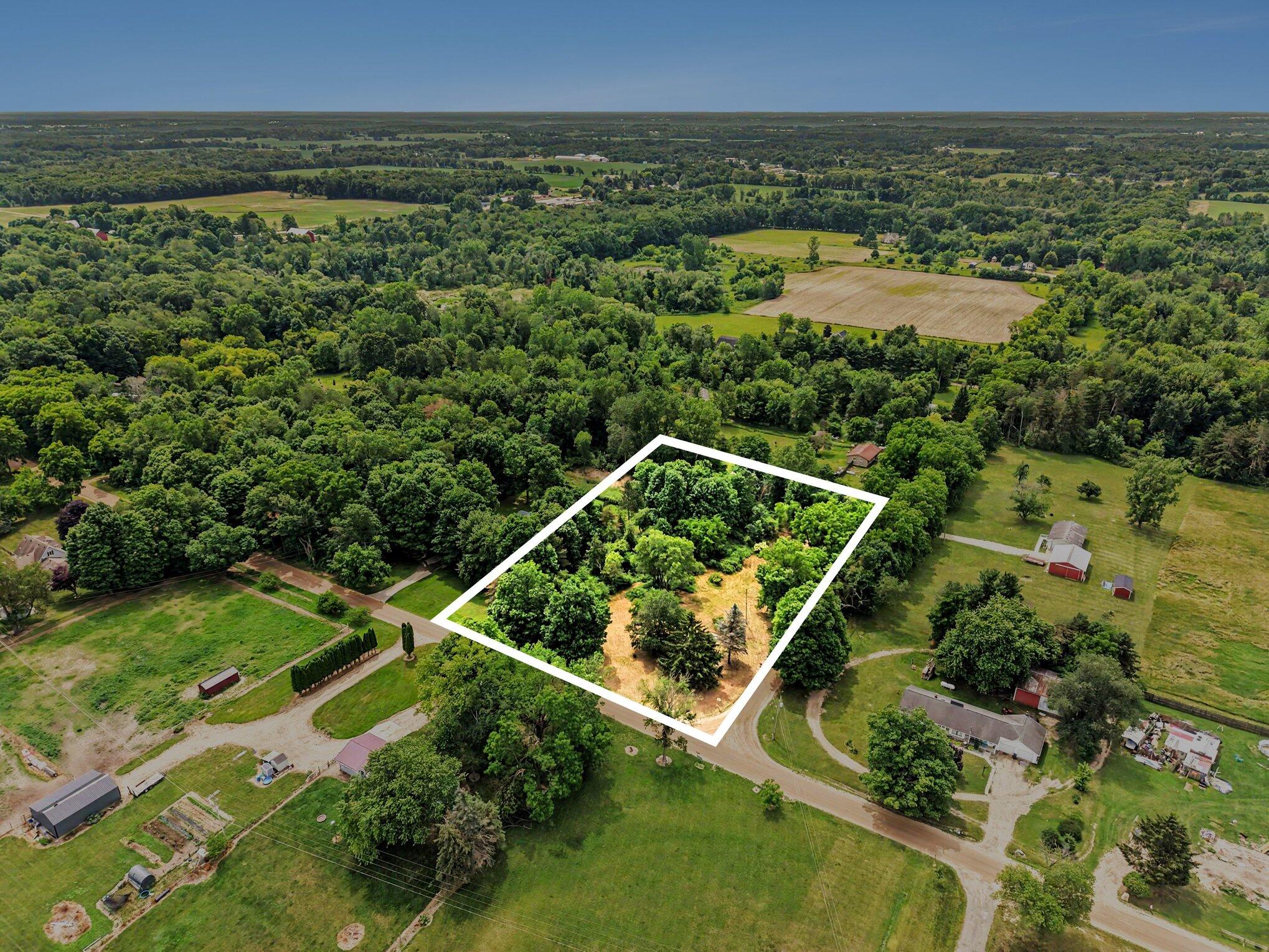 491 Peterson Road Ionia, MI 48846 - Photo 1 of 22 019_file_9907